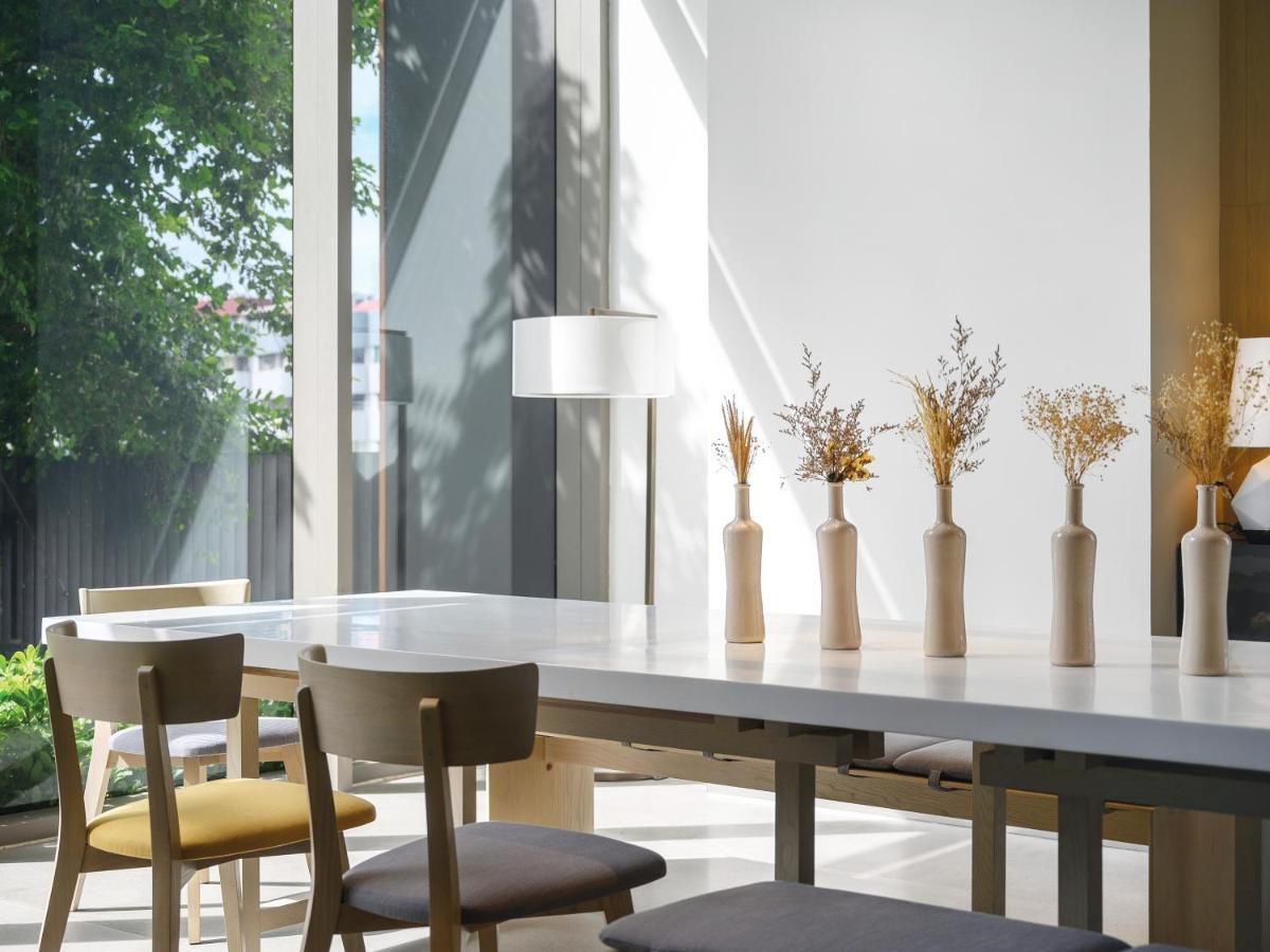 曼谷橡树套房酒店【Sha+】 外观 照片 The interior of the restaurant