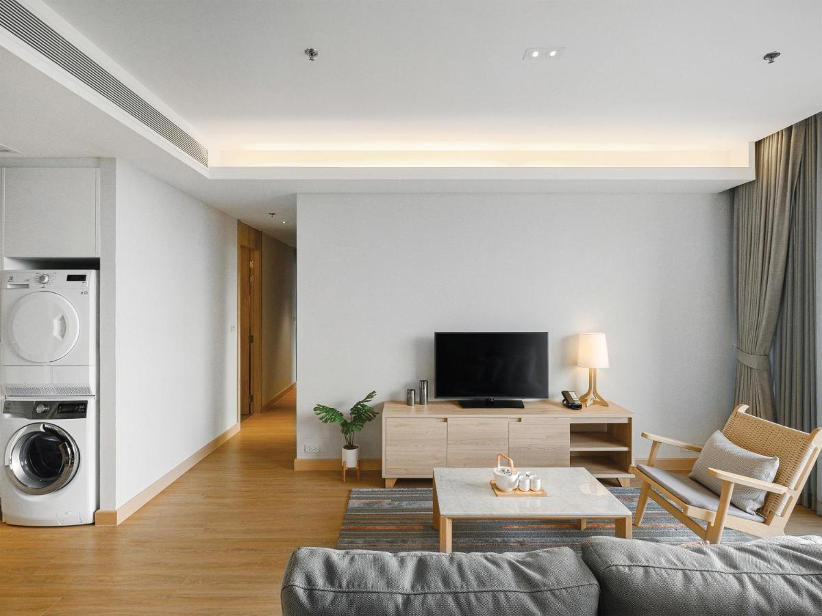 曼谷橡树套房酒店【Sha+】 外观 照片 A living room in a serviced apartment in Hong Kong