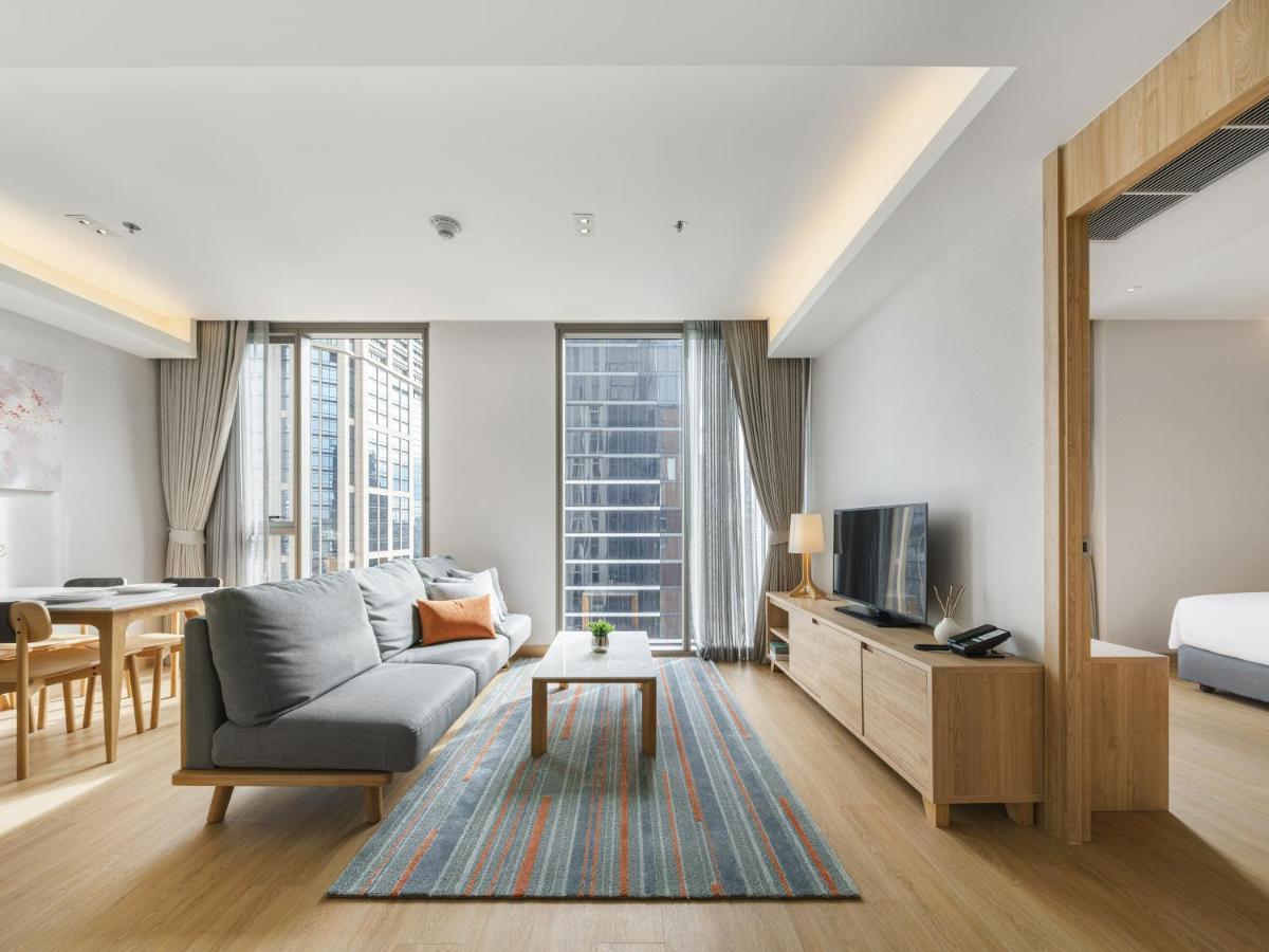 曼谷橡树套房酒店【Sha+】 外观 照片 A two-bedroom apartment at the hotel