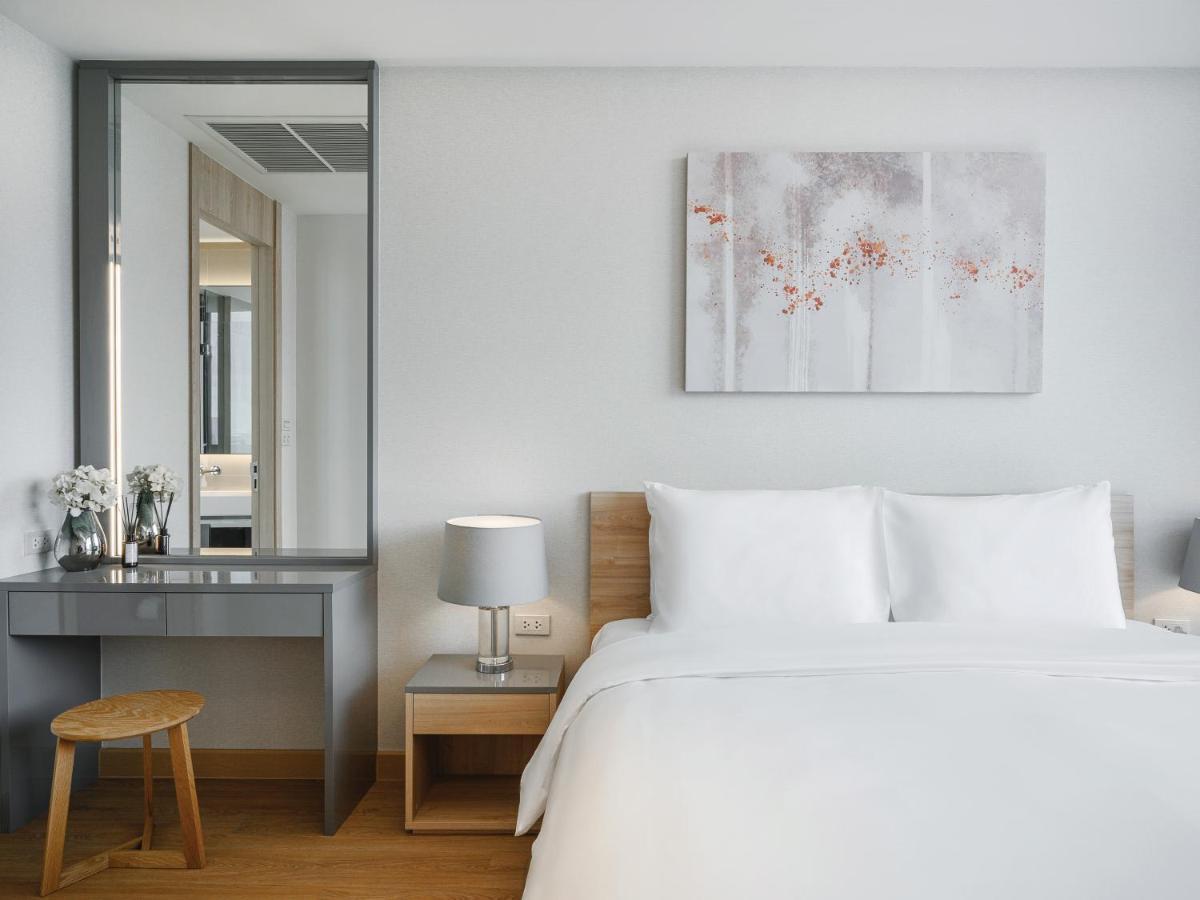 曼谷橡树套房酒店【Sha+】 外观 照片 A bedroom at the hotel