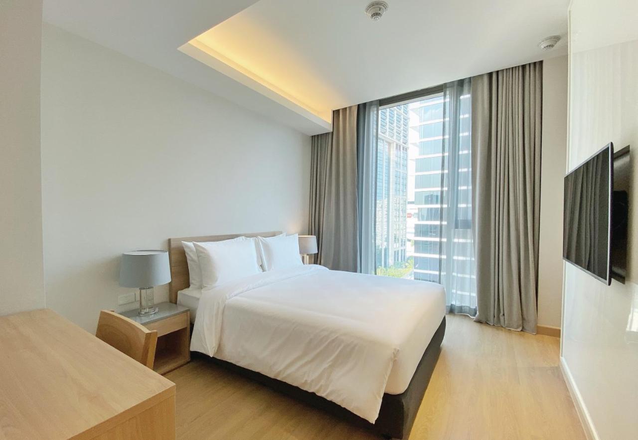 曼谷橡树套房酒店【Sha+】 外观 照片 A bedroom at the hotel